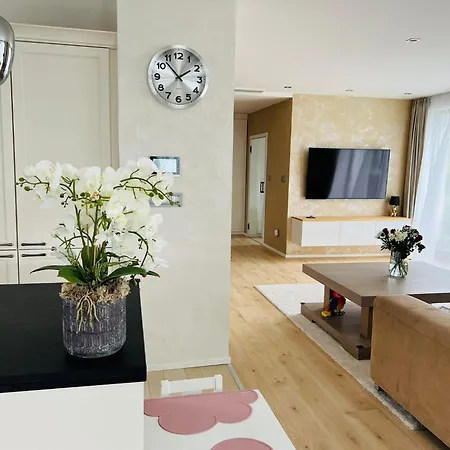 Private Near Prague Up 10 Guests *
